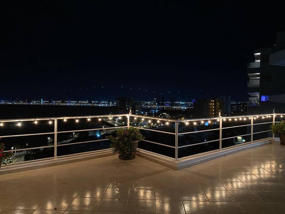 Casa De Playa Frente Al Malecon Сasa de vacaciones *