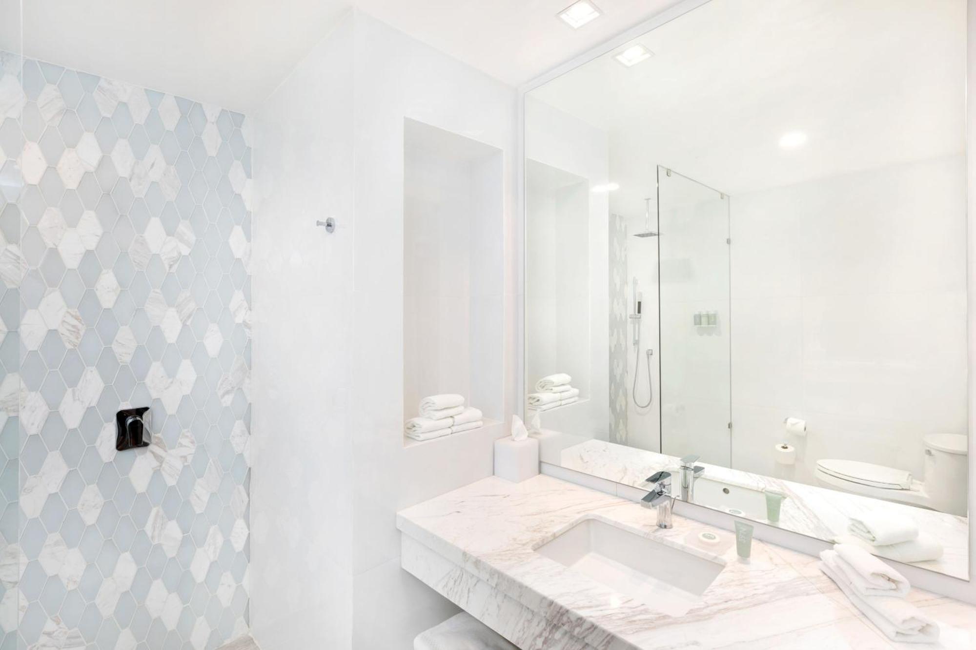 Courtyard By Marriott Mazatlan