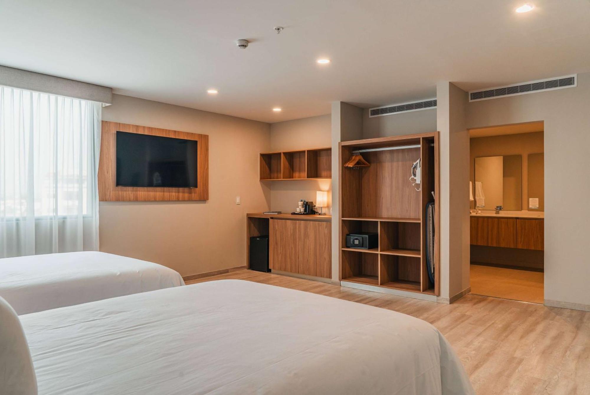 Wyndham Garden Marina 3* Mazatlan
