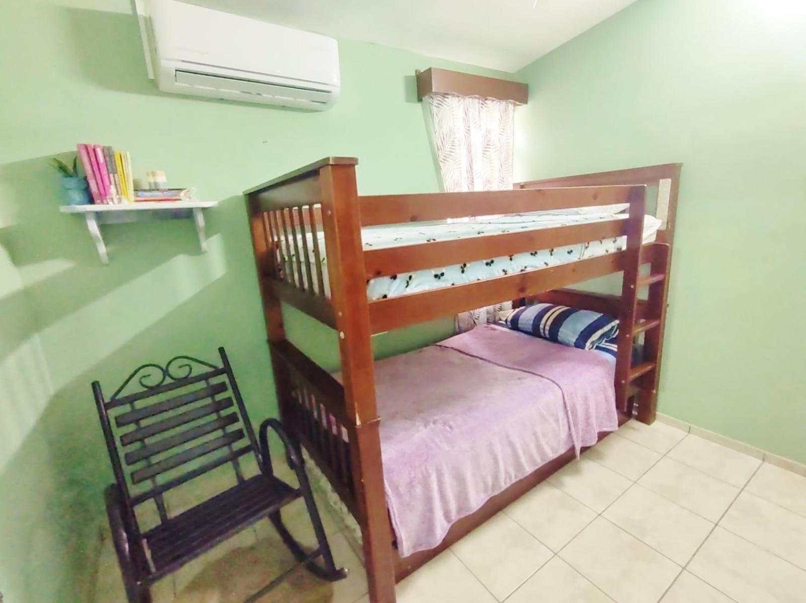 Casa Turquesa - 5 Min Malecon - 2da Planta Apartamento *