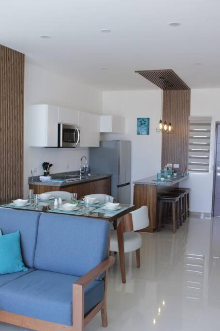 Departamento Moderno Con Vista Al Mar Apartamento
