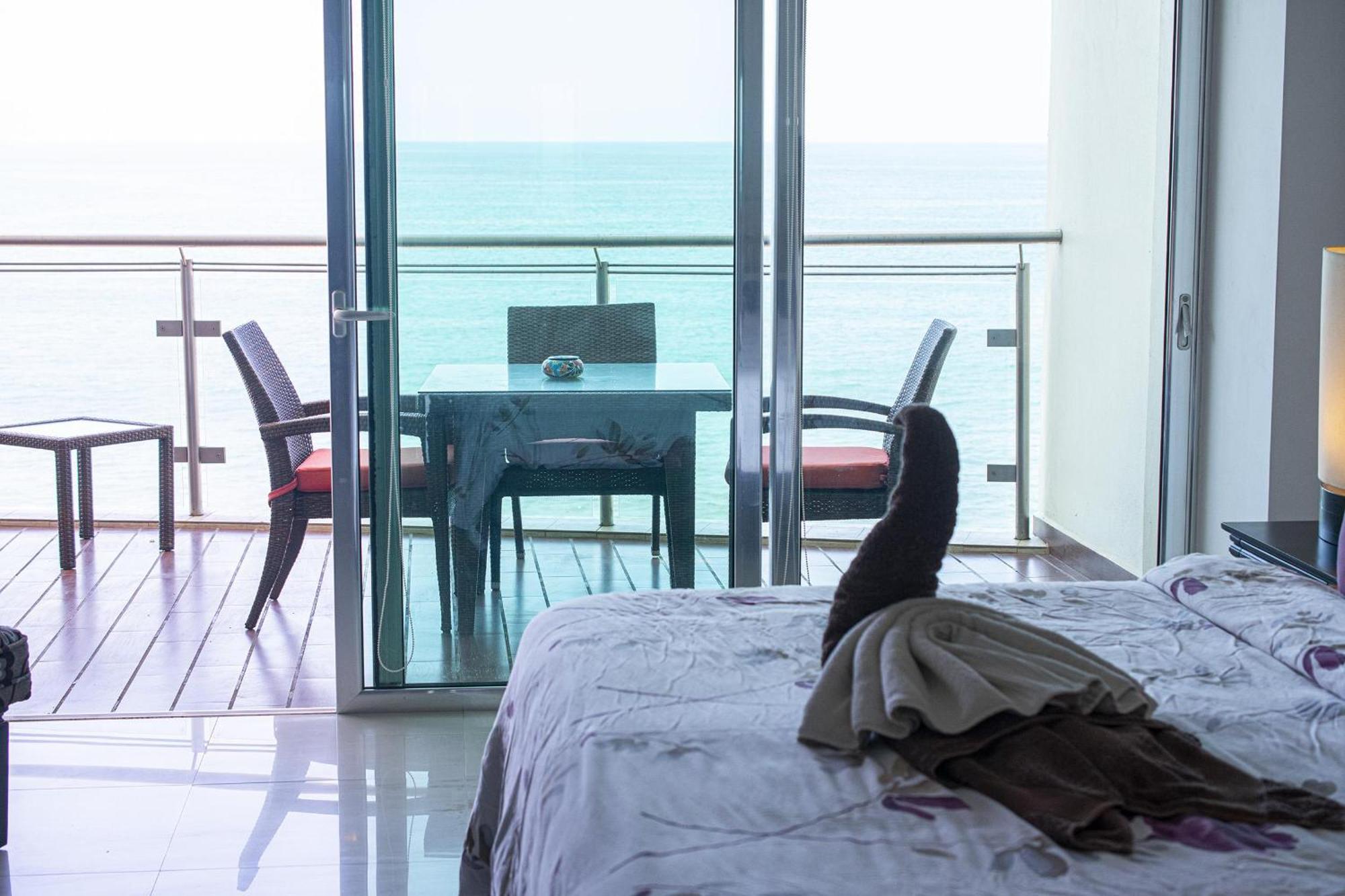 Ocean Front Solaria Tower 203