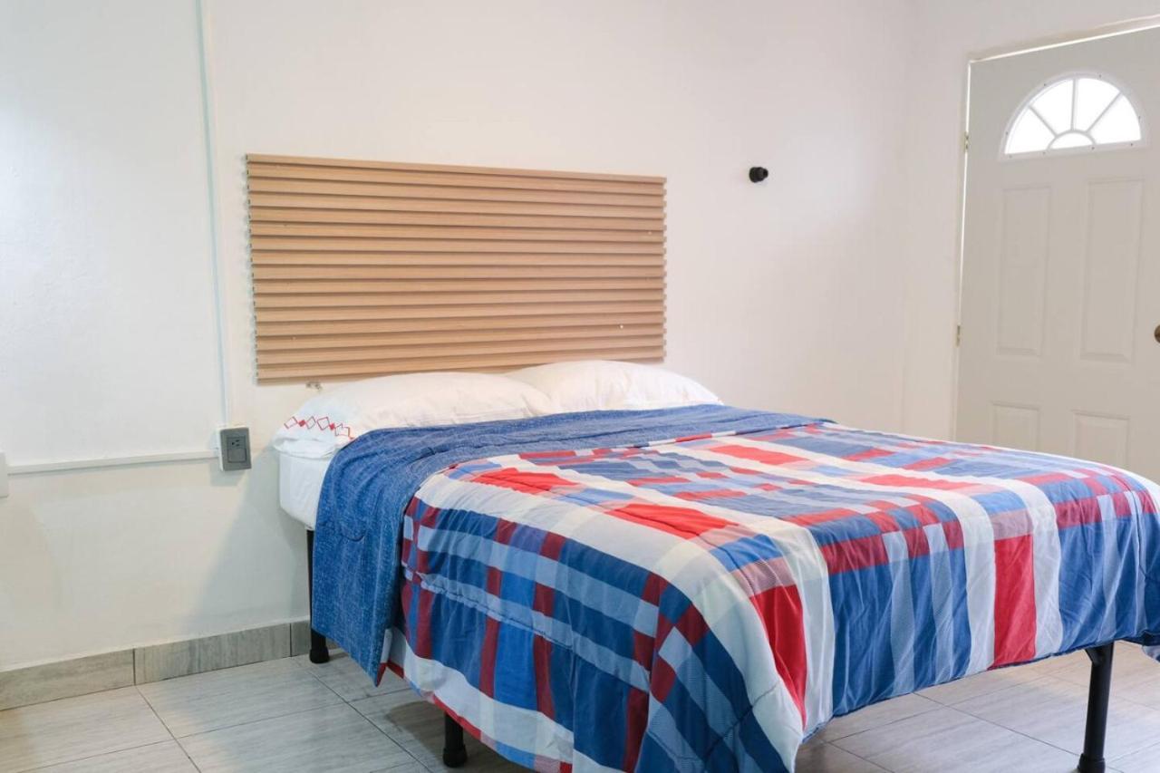 Remodeled Cozy 3 Blocks From The Malecon *