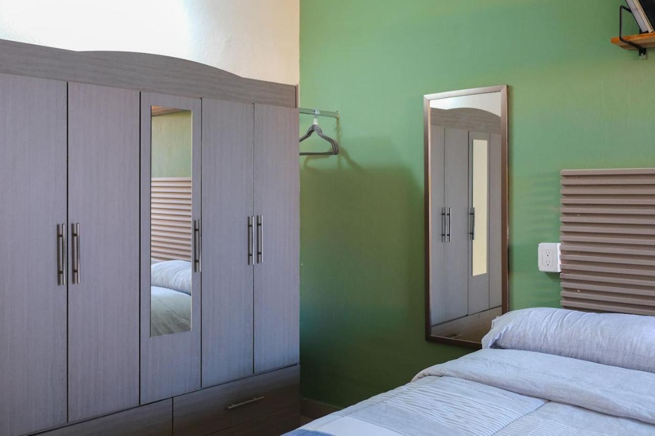 Remodeled Cozy 3 Blocks From The Malecon Apartamento *