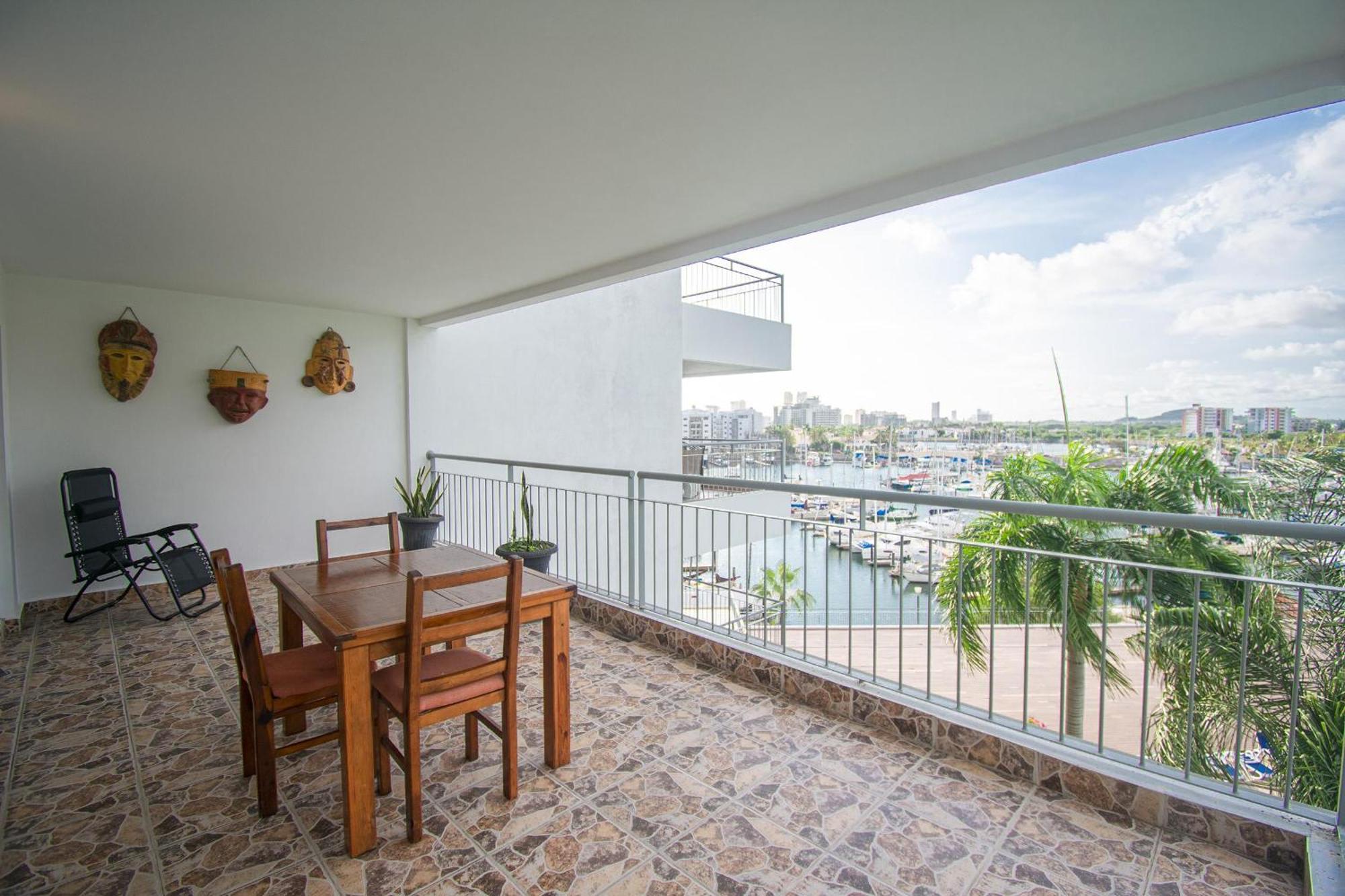 Marina Costa Veleros * Mazatlán