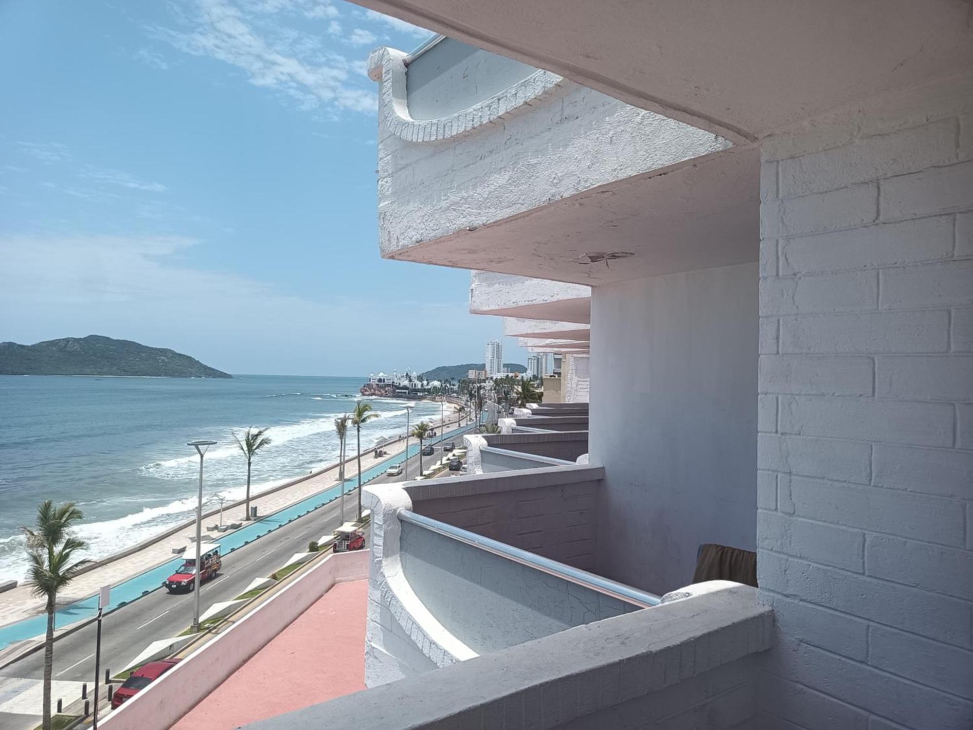 Essen's Hotel Mazatlán