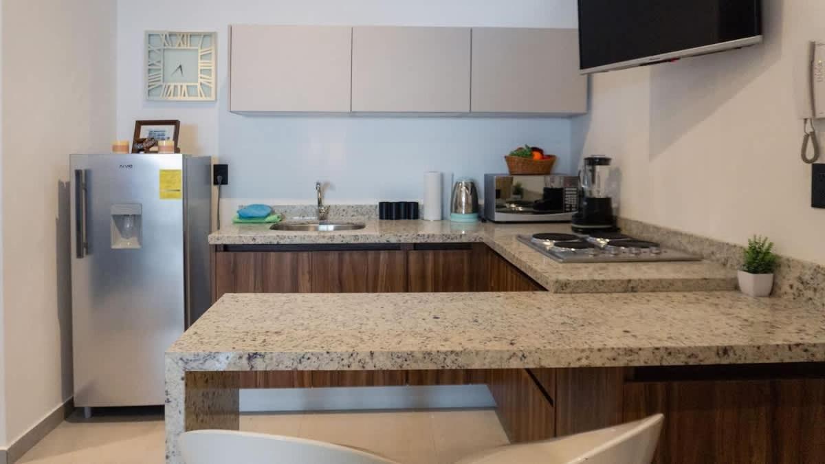 Apartamento Depa A 1 Cuadra De La Playa Con Alberca - Maria Barbara