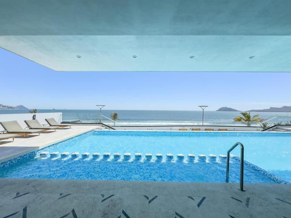 Apartamento In Malecon With Pool And View Of The Stadium - Altomare 1302 *