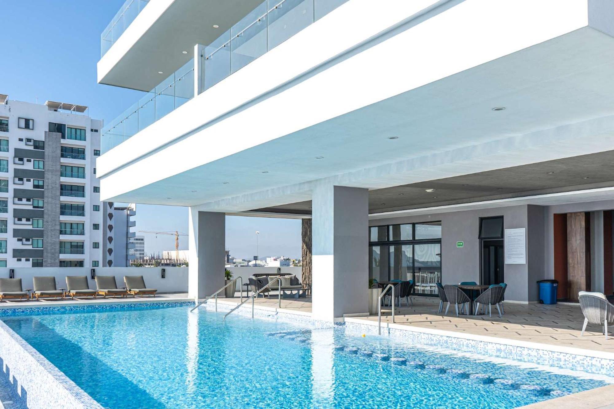 In Malecon With Pool And View Of The Stadium - Altomare 1302 Apartamento