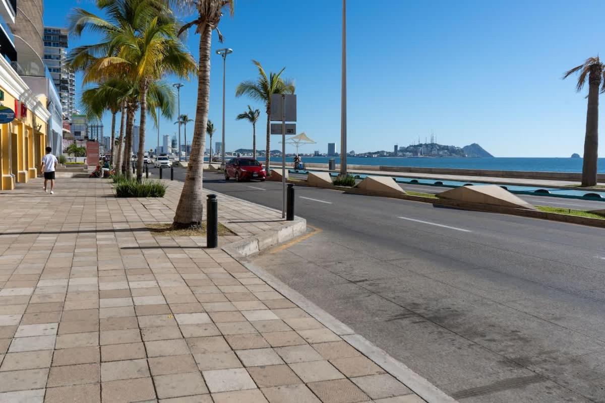 Depa In The Malecon In Front Of The Tm Stadium - 1906 * Mazatlán