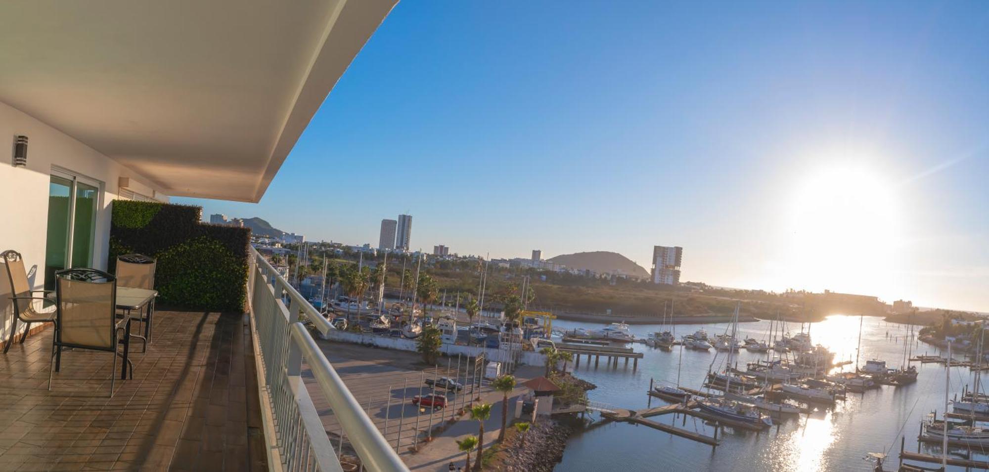 Apartment Frente A La Marina Y Super Vista By G P S Rentas Mazatlan