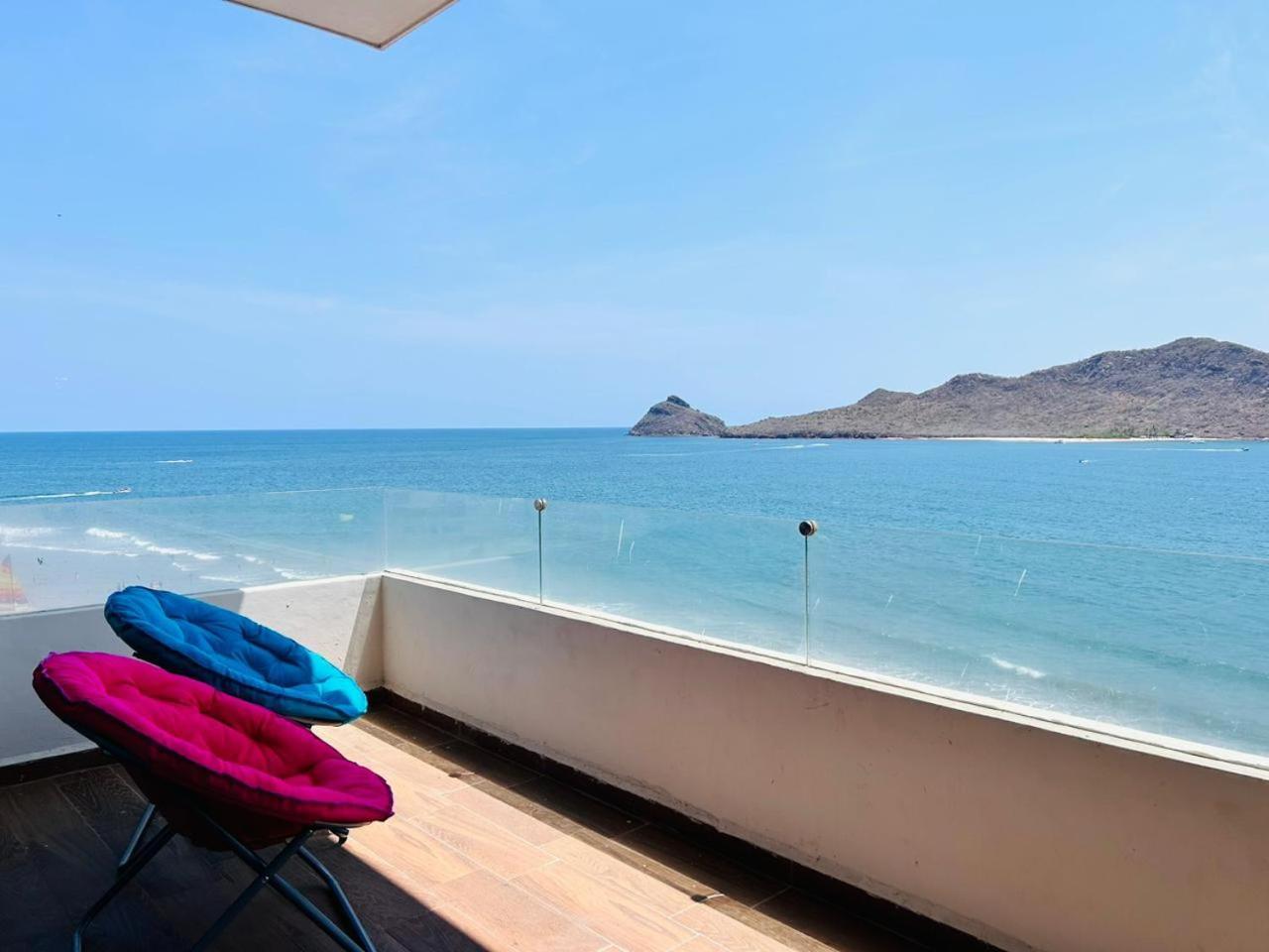 A Pie De Playa Con Vista Al Mar By G P S Rentas *