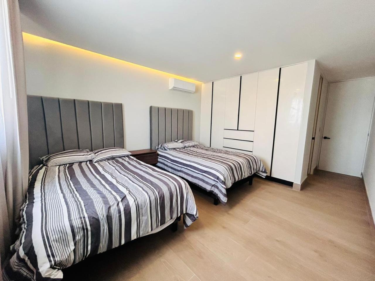 Apartamento En El Malecon Con Vistas Al Y Mar By G P S Rentas Mazatlán
