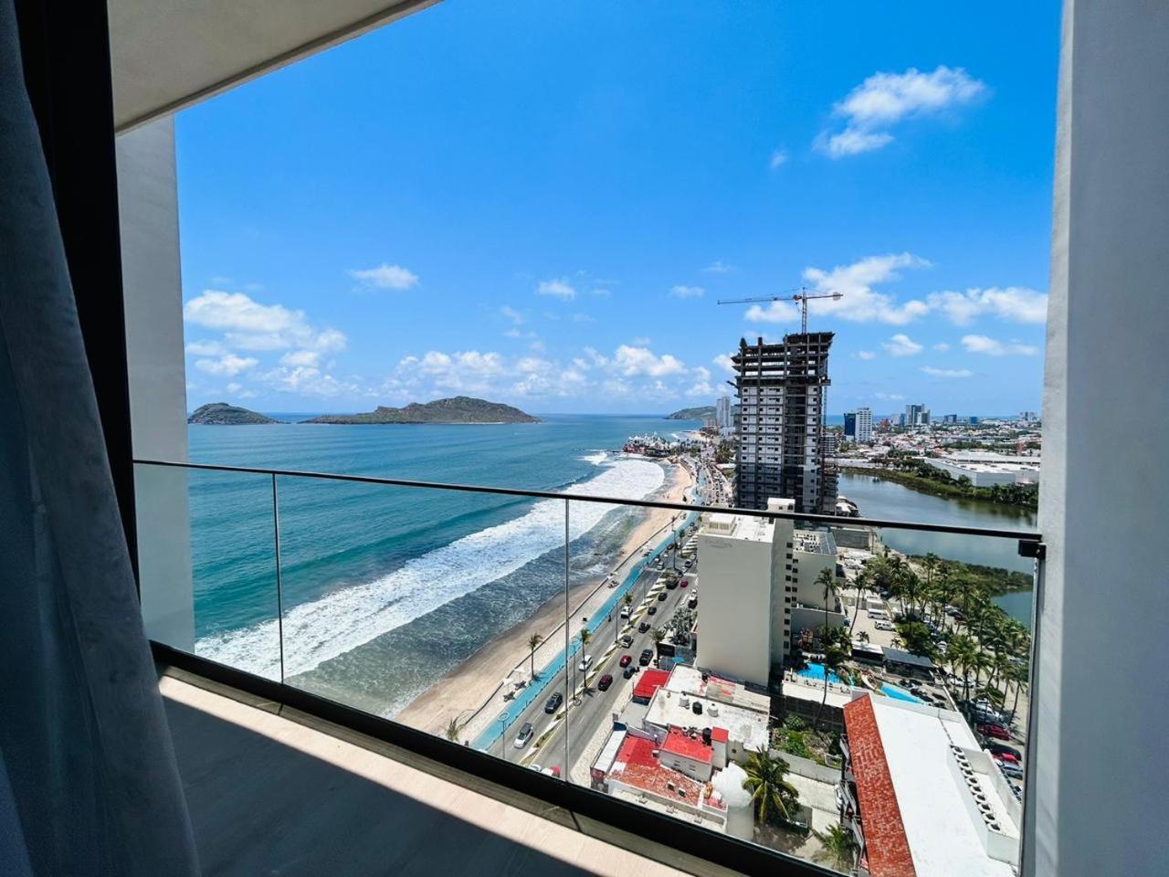 Apartamento En El Malecon Con Vistas Al Y Mar By G P S Rentas