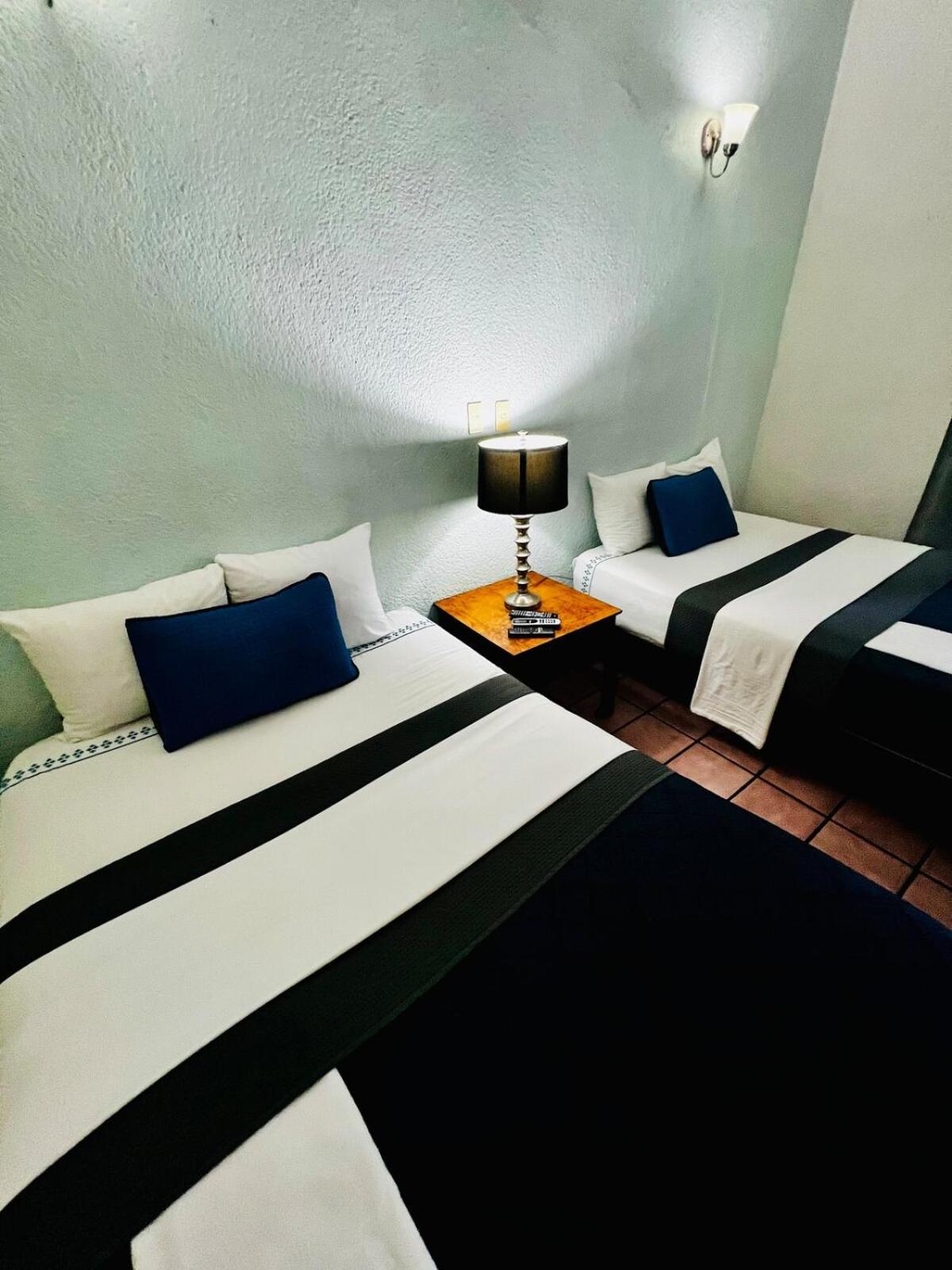 Casa Lomas En Zona Dorada, 5 Minutos De La Playa *