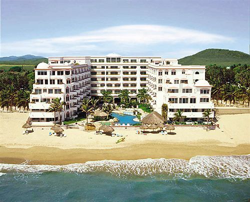 Costa Bonita Resort