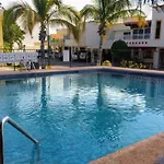 Casa Vacacional A 5 Min De La Playa, 12 O Mas Personas