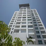 The Best Location On The Malecon- Horizon 1601