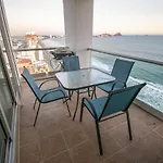 The Best Location On The Malecon- Horizon 1601