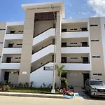 Nuevo Y Muy Bonito Departamento Con Vista A La Alberca - Residencial Almarena I