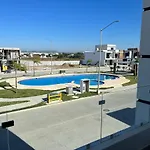 Casa Vacacional Frente A La Alberca