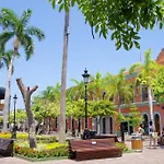 Vintage Gem In Centro Historico