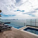 Unique Apartment Facing The Coast, Mazatlan.