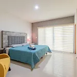 Lujoso Condominio Tiburon A 3 Cuadras De La Playa