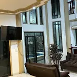 Casa Lomas 141