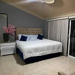 Alojamiento Zona Dorada