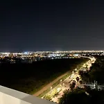 Departamento Con Vistas Panoramicas Y Piscinas Preciosas
