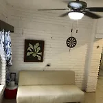 La Casa De Los Abuelitos