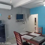Casa Sencilla, Primer Piso Bien Ubicada