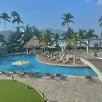 Apartment In Camino Al Mar With Amazing View Of The Ocean, Beach And Swimming Pool