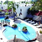 Cerritos Resort