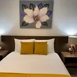 Hotel Faava
