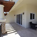 Departamentos A Pie De La Marina Mazatlan