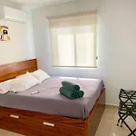 Casa Con Alberca Privada En Almarena