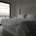 Pearl Tower Condo