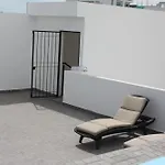 2Br 1Ba Condo 1 Block To Ocean Condo 1
