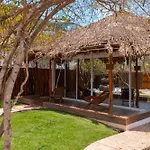 Palm Valley Cabins