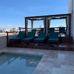 6236 Avenida Del Delfin