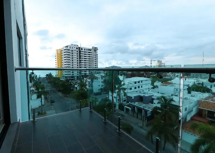 Apartamento Contemporaneo A Pasos Del Malecon