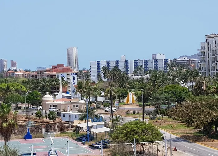 Excelente Dpto. Marina Muy Cerca De La Playa