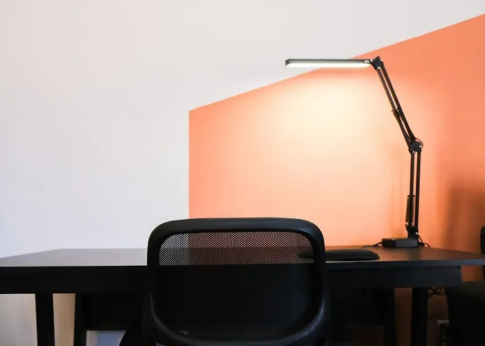 Walkable Vacation Gem 2Br1Ba Office