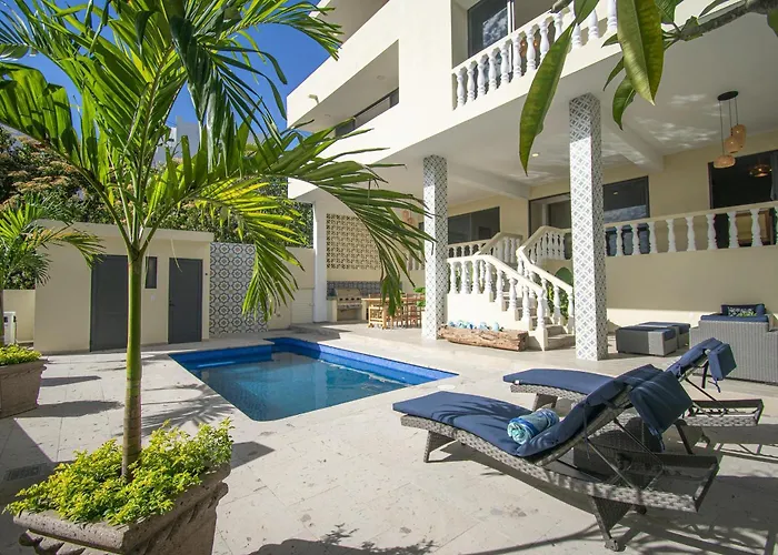 Luxury On The Hill Vista Hermosa