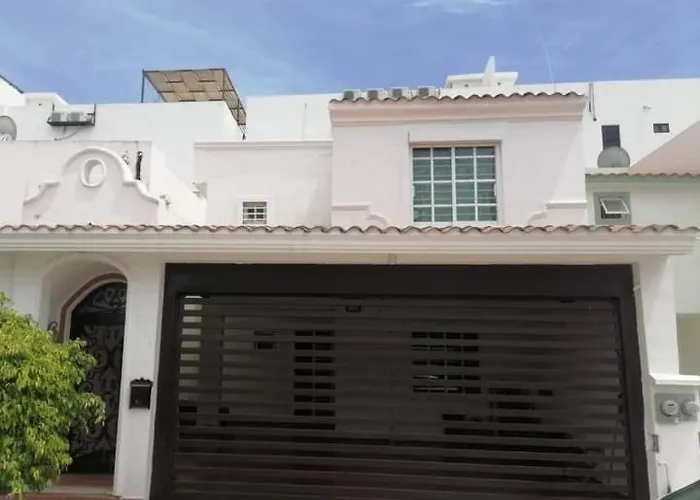 Casa Mangos