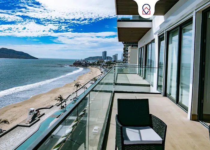 Apartment On The Malecon 2 Bedroom Ocean View