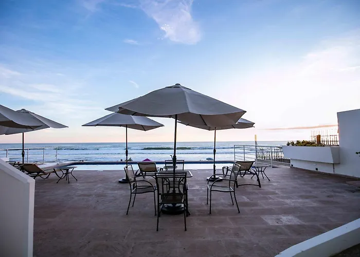 Elegant Condo At Playa Brujas With Ocean View