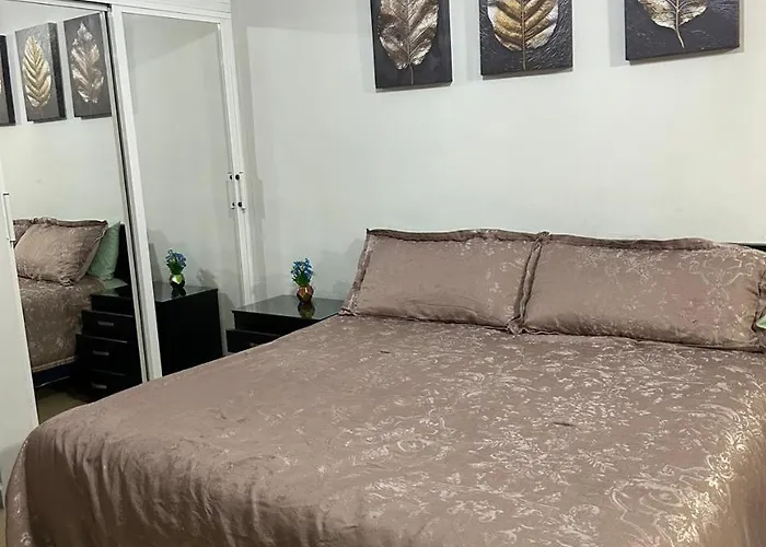 2 Bdrm - Sleeps 8 -Ocean Front -Ocean View